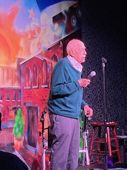 File:Herb Falk at Helium Club.jpg